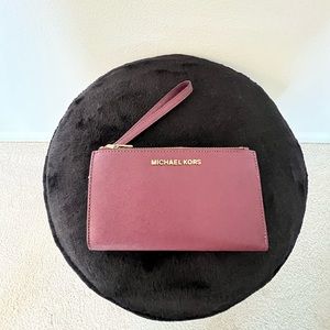 Michael Kors Wristlet